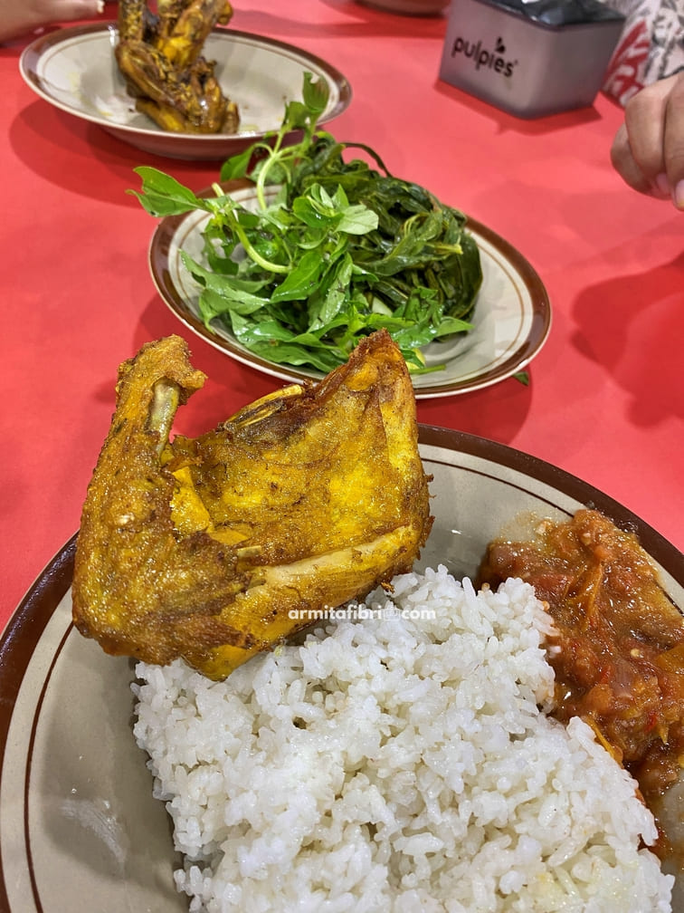 Rahasia Rasa Bebek & Ayam Kampung yang Menggoda di Cilacap